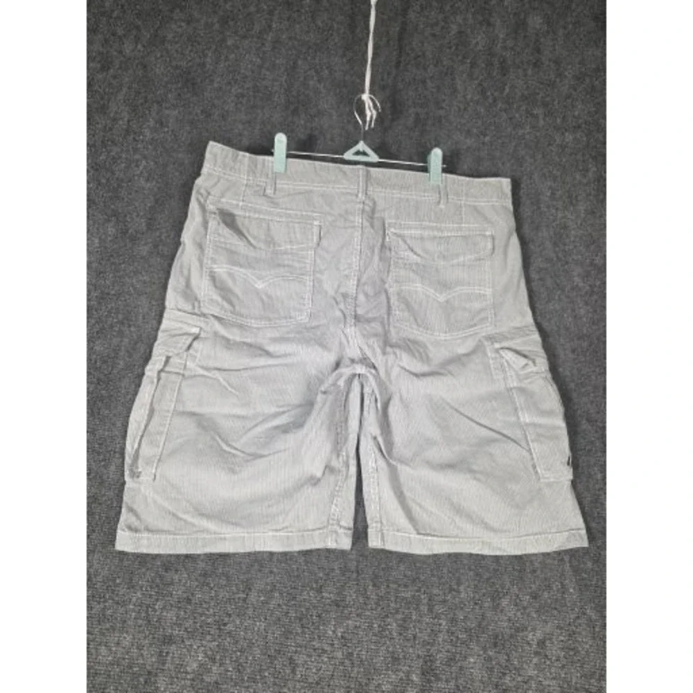 Levis Mens Pinstripe Cargo Shorts Blue White Hickory Stripe Size 40‎ 6-Pocket